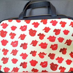 Estee Lauder makeup bag